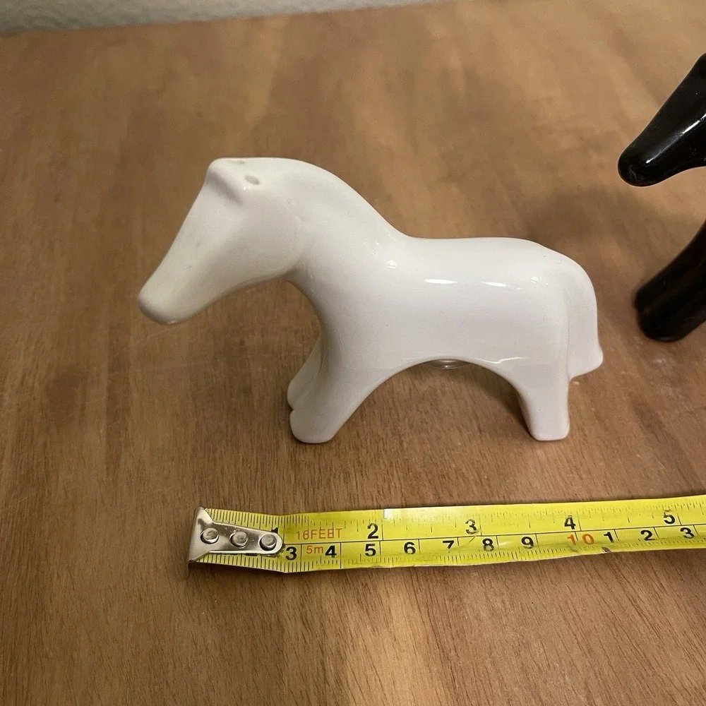 Horses Novelty Salt & Pepper Shaker Black White Hugging Art Sculpture Minimalist
